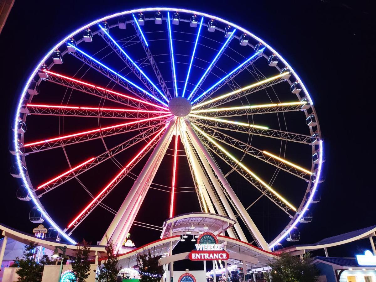 Rock Of Ages, Hot Tub, Game Room, Wifi, 1089 Free Tickets Each Paid Day, Dollywood And More Pigeon Forge Zewnętrze zdjęcie