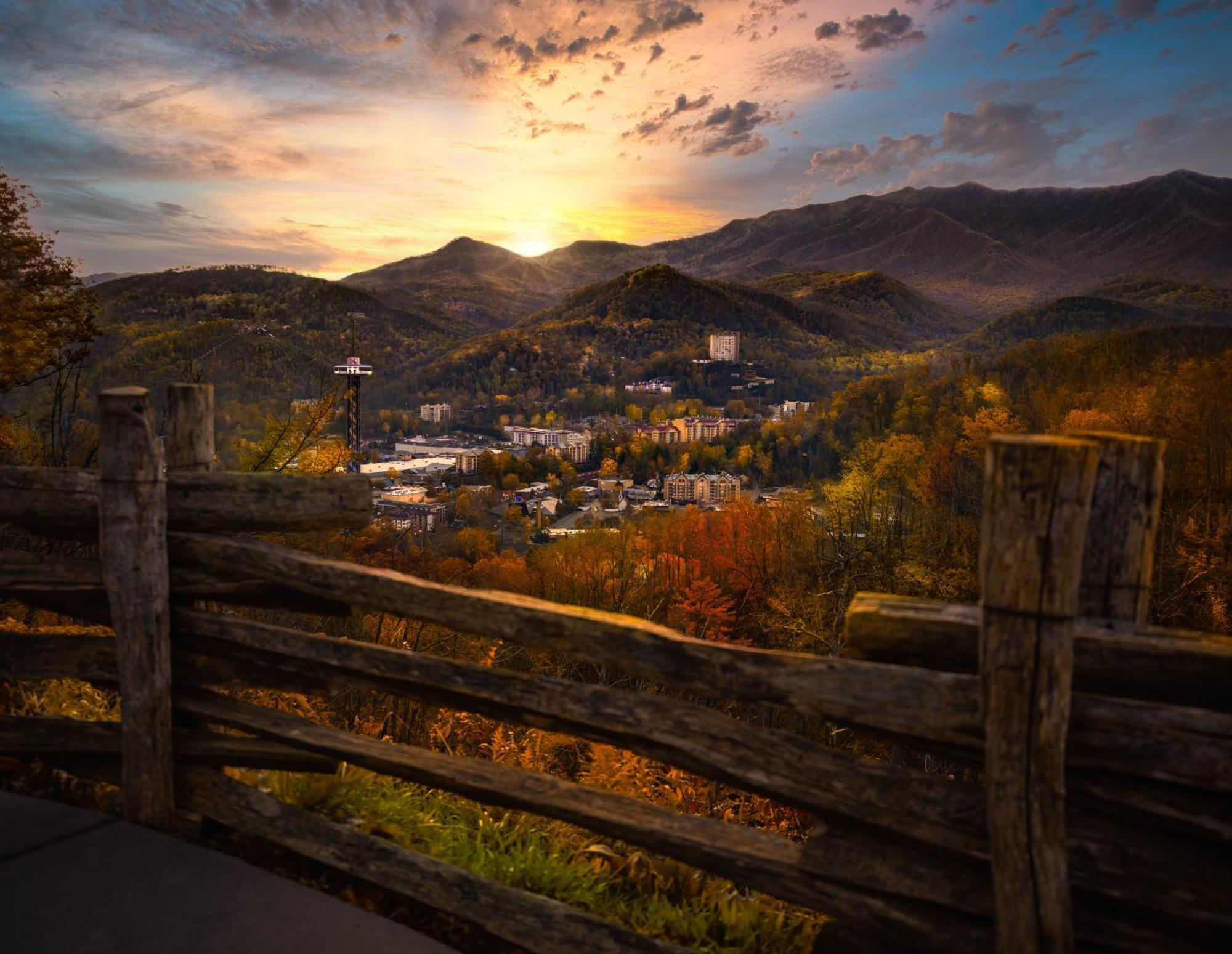 Rock Of Ages, Hot Tub, Game Room, Wifi, 1089 Free Tickets Each Paid Day, Dollywood And More Pigeon Forge Zewnętrze zdjęcie